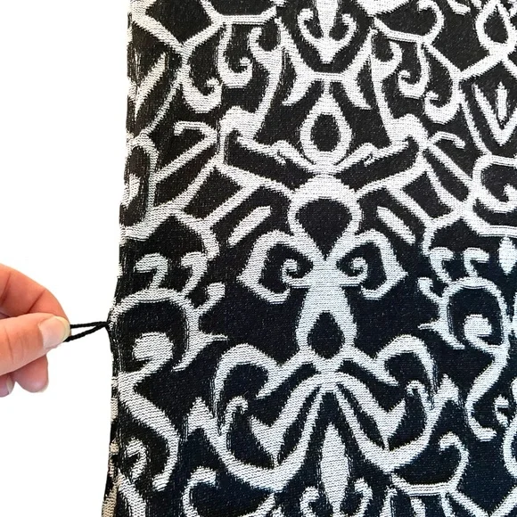 Carmen Marc Valvo Knit Dress Black + Ivory Body-con Jacquard/Damask Prin… - Picture 10 of 13